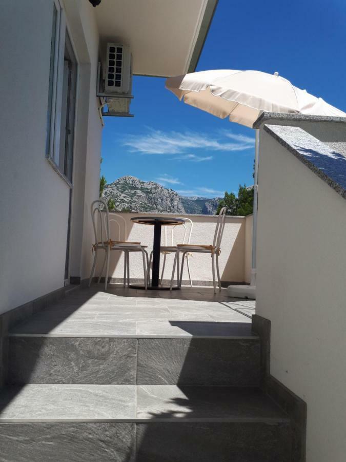 Apartmani Korina Starigrad Paklenica Esterno foto